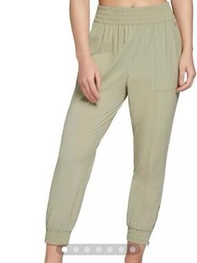 Calia Light Olive Utility Jogger Pants - Women